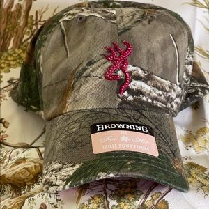 NWT Browning For Her Camo hat w/hand-placed rhinestones